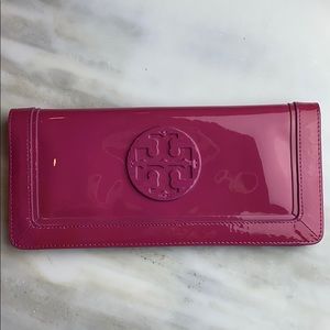 Tory Burch pink clutch